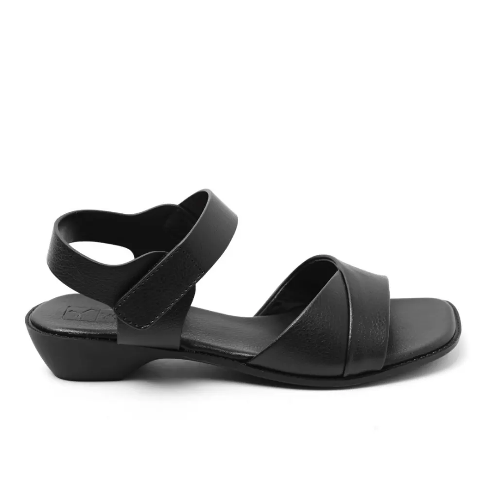 YOMI Lia | Giày Sandal Nữ Đế Thấp 3 Phân Quai Gấp
